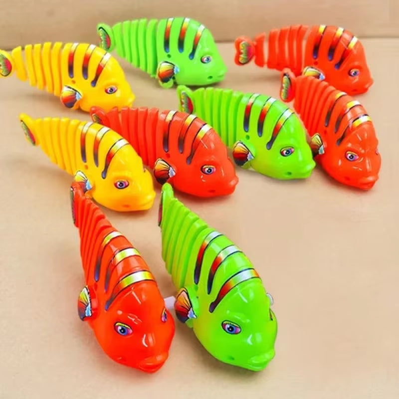 Cartoon Wind-Up Wiggle Fish Clockwork Toys Plastic Swing Fish Pet Cat Toy Funny Shower Toy Decompression Toys for Kids