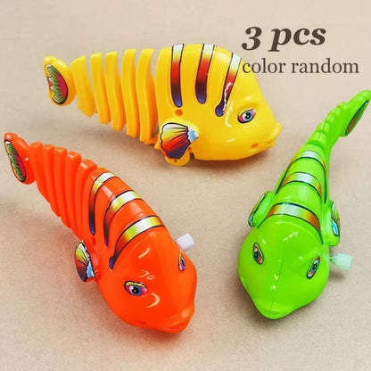 Cartoon Wind-Up Wiggle Fish Clockwork Toys Plastic Swing Fish Pet Cat Toy Funny Shower Toy Decompression Toys for Kids