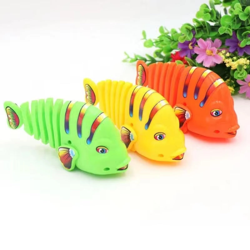 Cartoon Wind-Up Wiggle Fish Clockwork Toys Plastic Swing Fish Pet Cat Toy Funny Shower Toy Decompression Toys for Kids